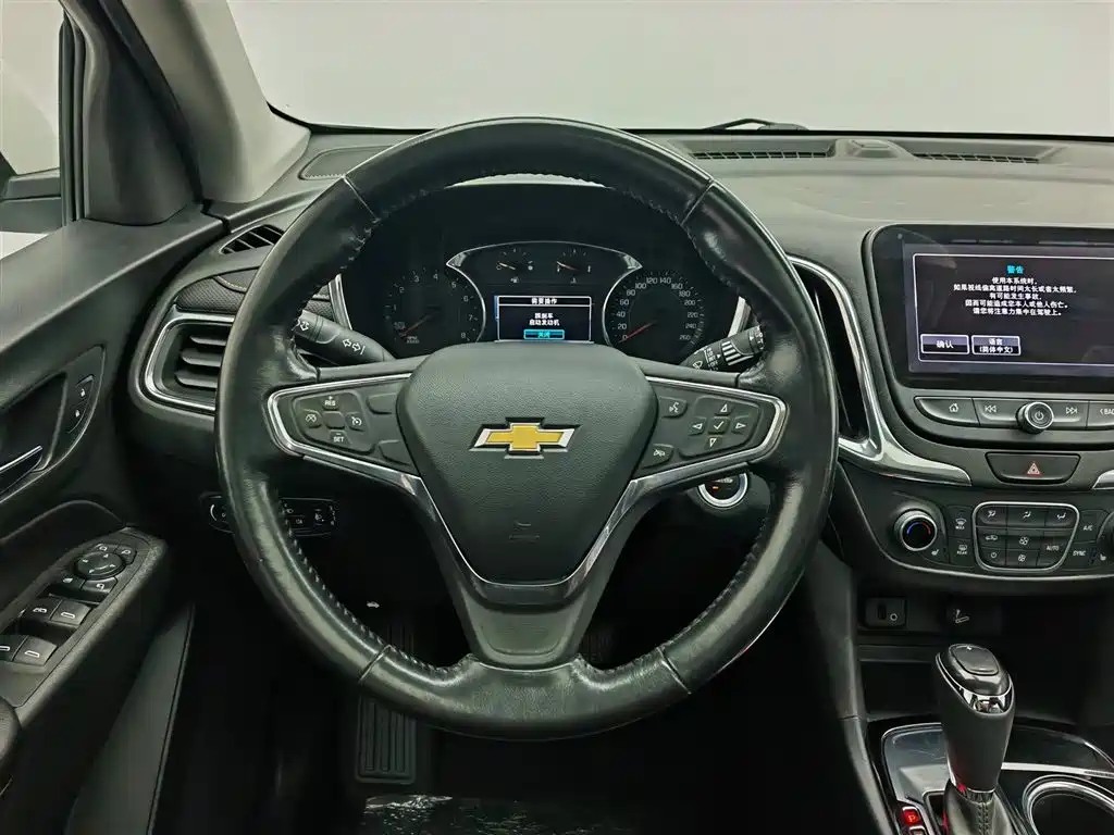 Chevrolet Equinox 2018 — фото 11