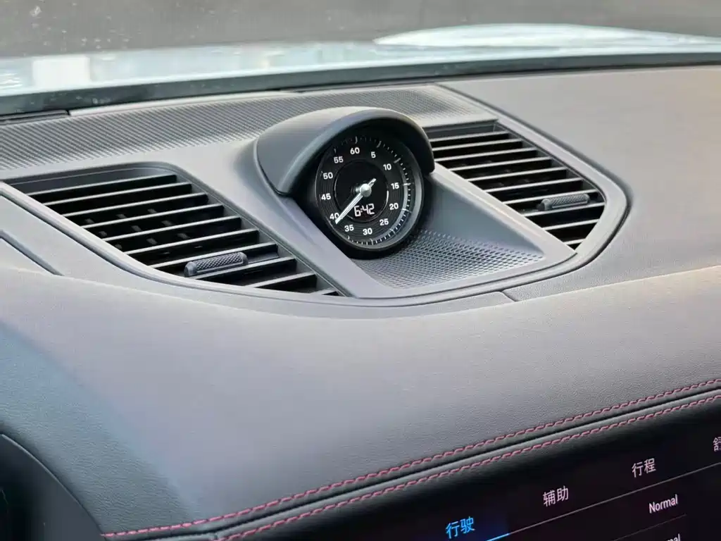 Porsche Panamera 2026 — фото 10