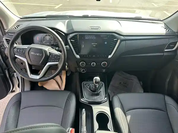 Isuzu Lingtuo 2025