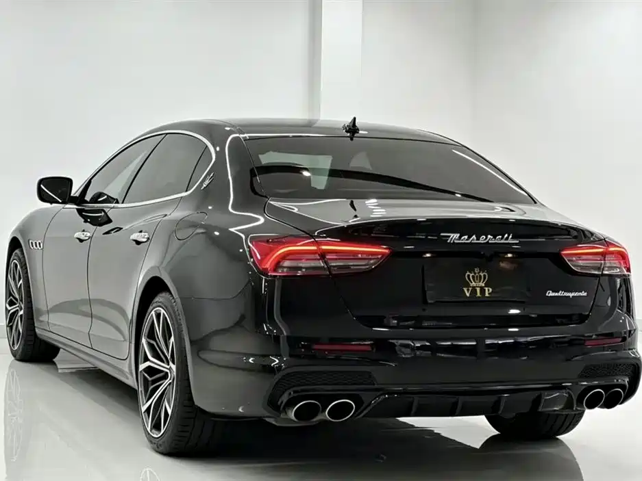 Maserati Quattroporte 2014 — фото 9