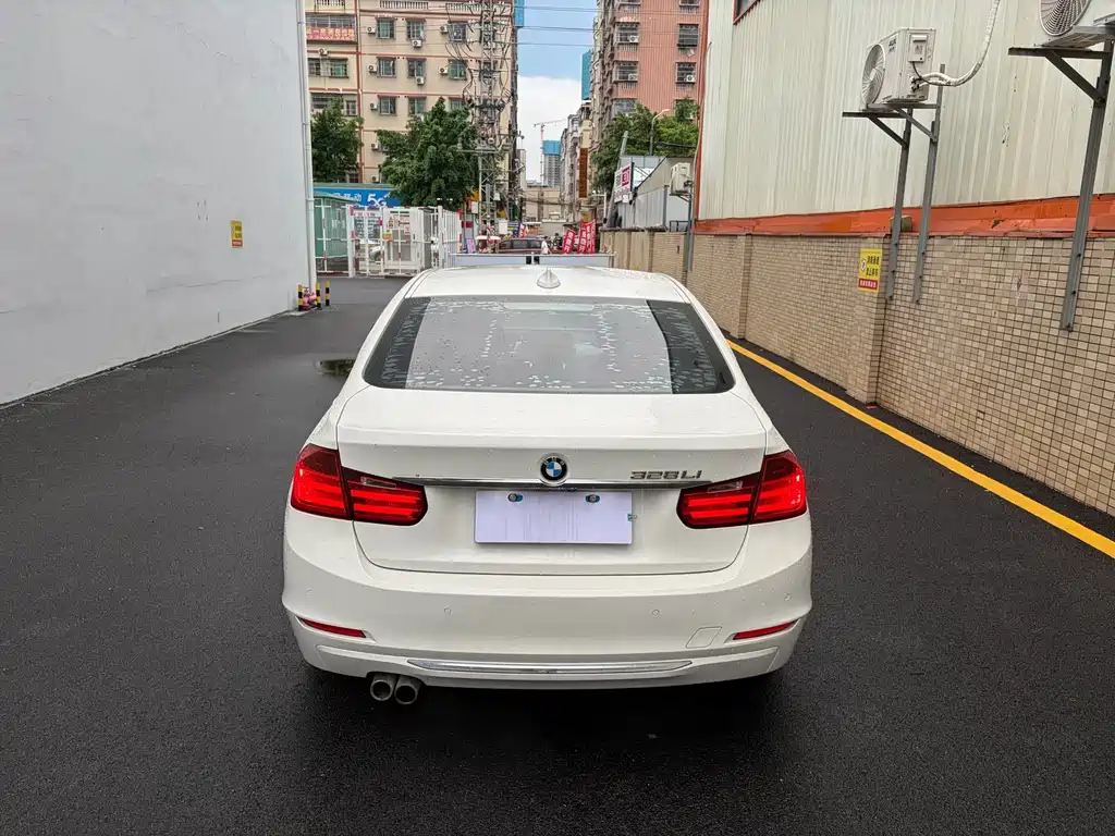 BMW 3 Series 2015 — фото 8