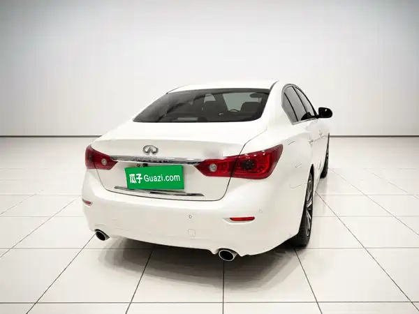 Infiniti Q50L 2017