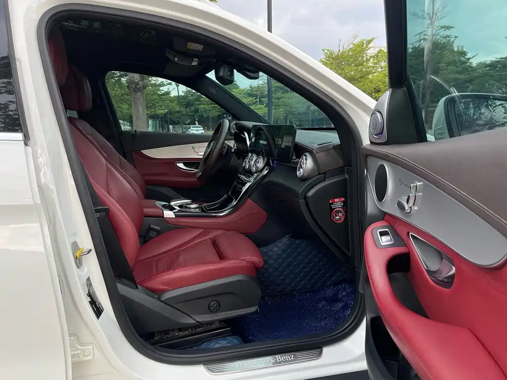 Mercedes-Benz GLC 2019 — фото 13