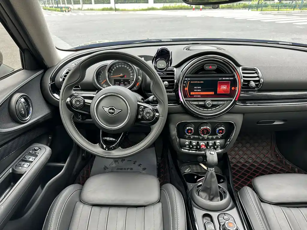 MINI Clubman 2019 — фото 14
