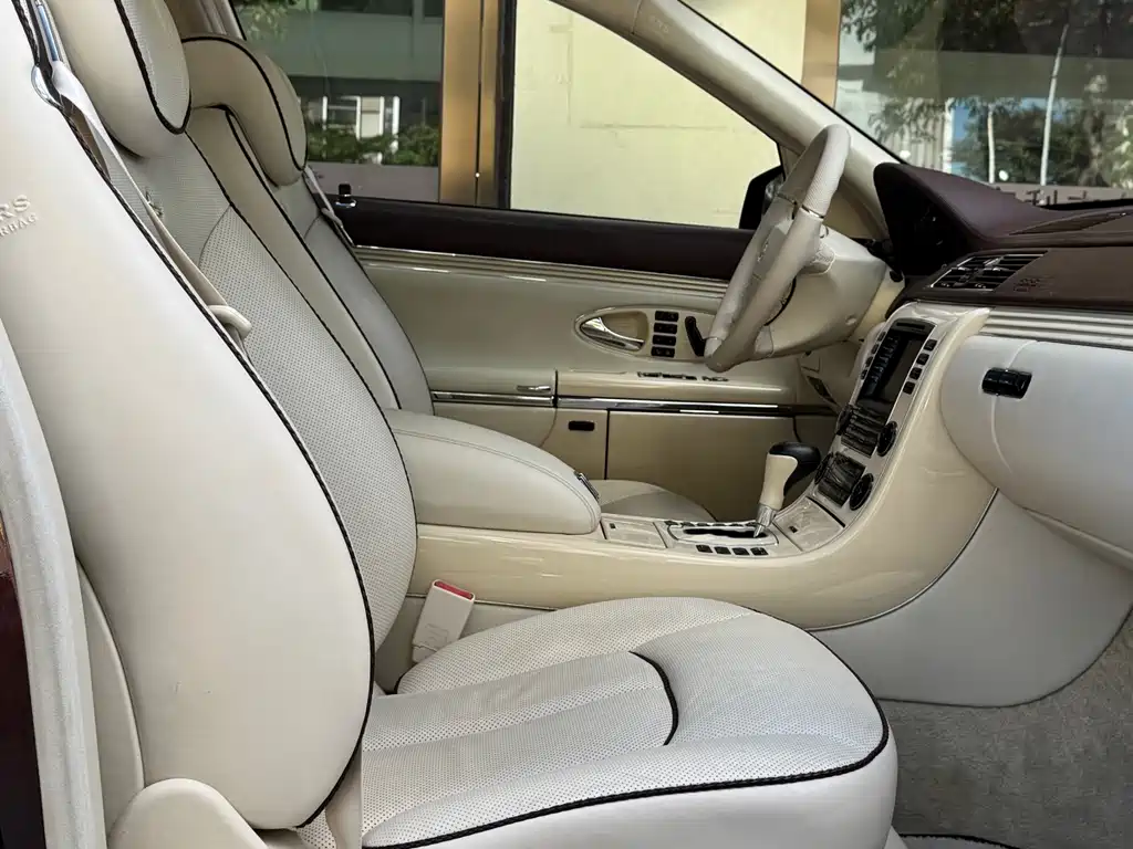 Maybach Maybach 2012 — фото 6