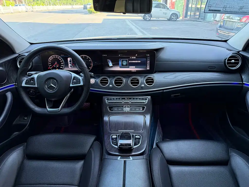 Mercedes-Benz E-Class 2016