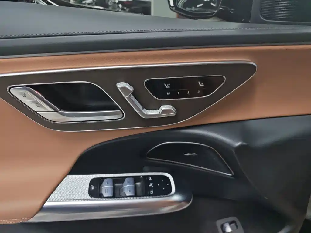 Mercedes-Benz E-Class New Energy 2025 — фото 10