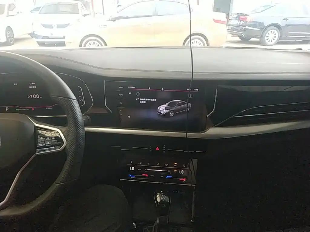 Volkswagen Passat 2022 — фото 10