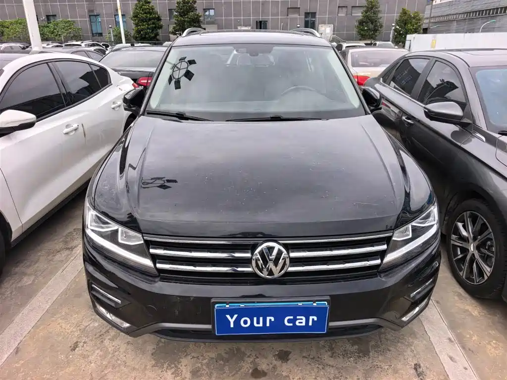 Volkswagen Tiguan L 2020 — фото 2
