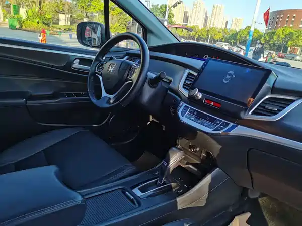Honda Jade 2014