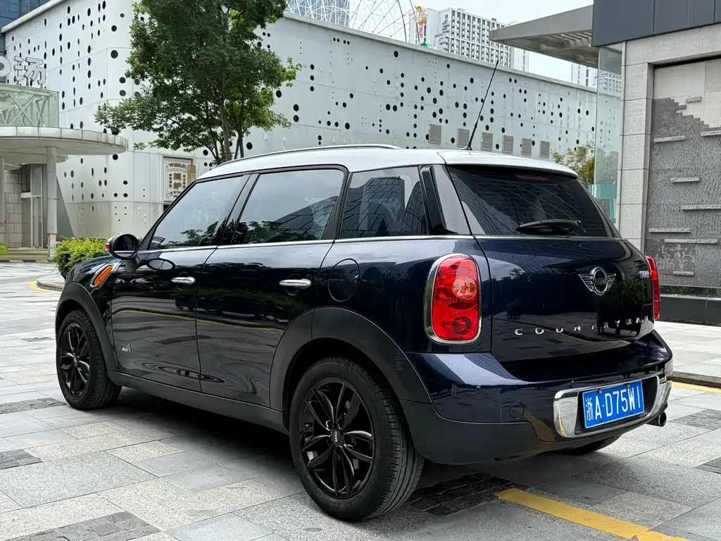 MINI Countryman 2014