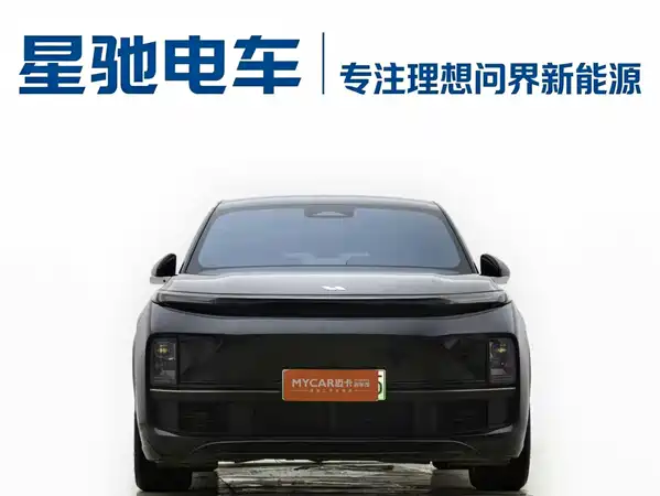 Li Auto L8 2025