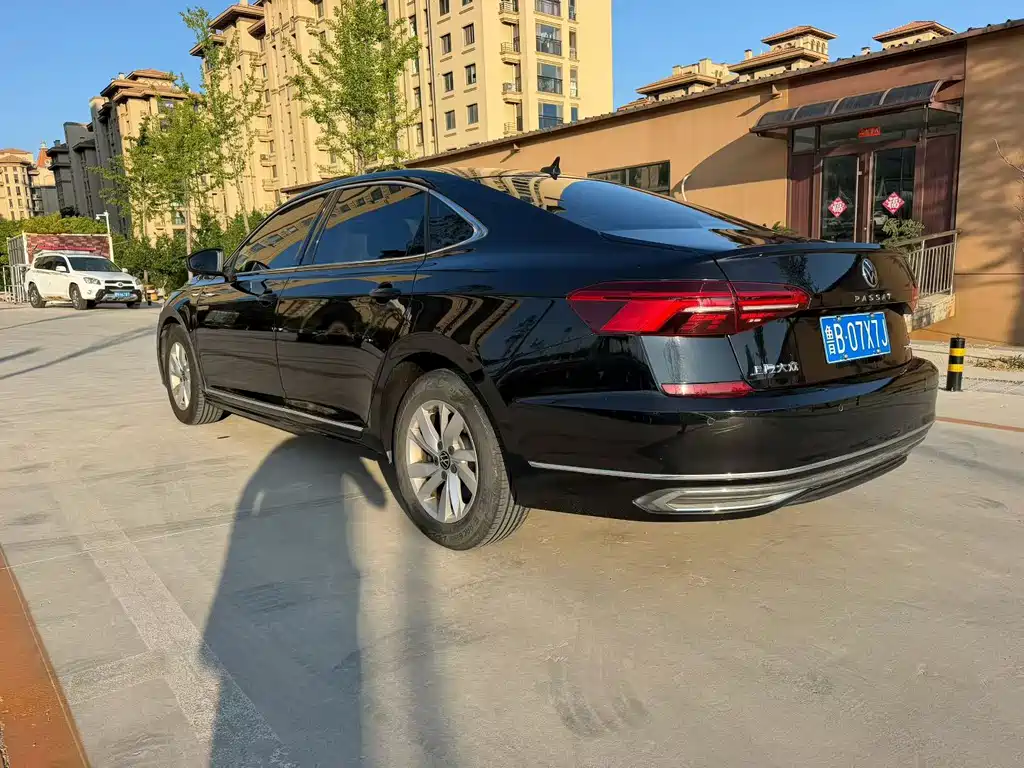 Volkswagen Passat 2021