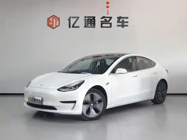 Tesla Model 3 2020