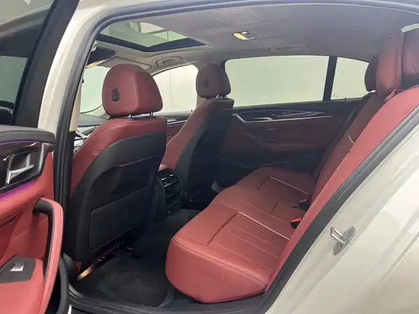 BMW 5 Series 2022