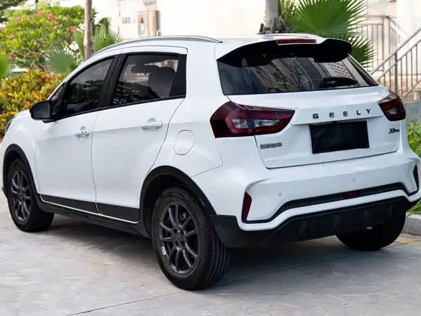Geely Vision X3 2022