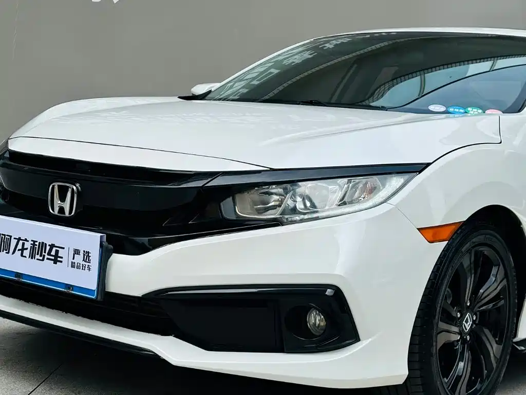 Honda Civic 2019 — фото 19