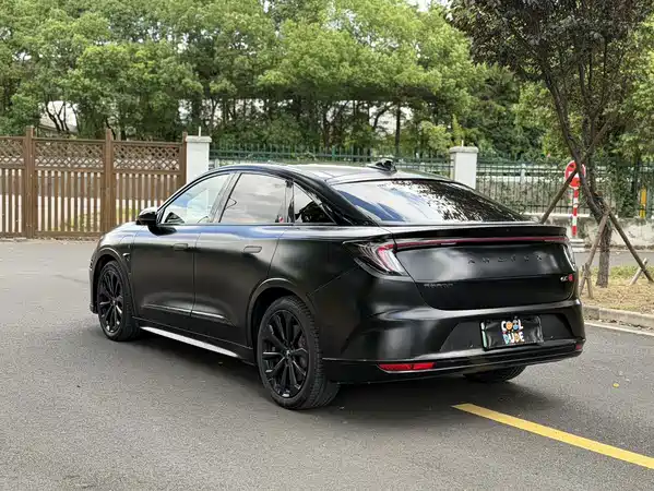 Arcfox Alpha S 2023