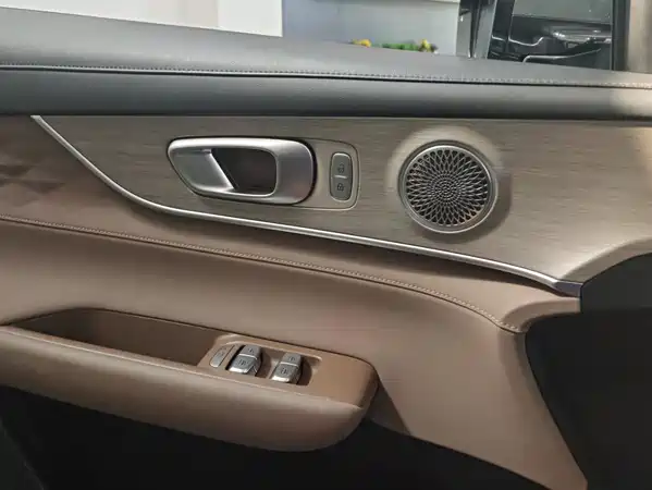 Chery Tiggo 8 PLUS 2024