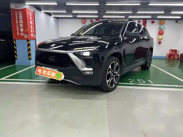 NIO ES8 2018