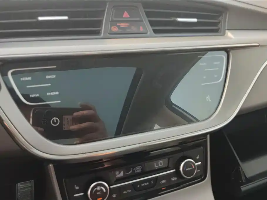 Geely Emgrand GS 2019 — фото 13