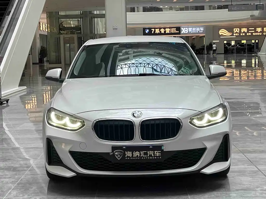 BMW 1 Series 2021