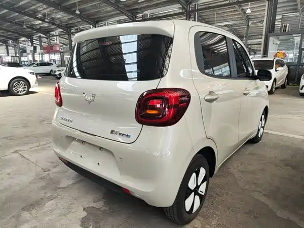 Wuling Hongguang MINIEV 2025