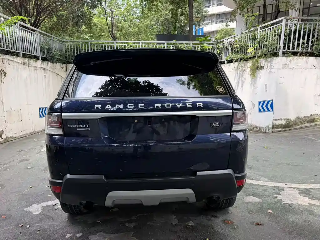 Land Rover Range Rover Sport 2013 — фото 16