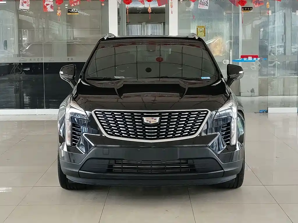 Cadillac XT4 2022 — фото 2