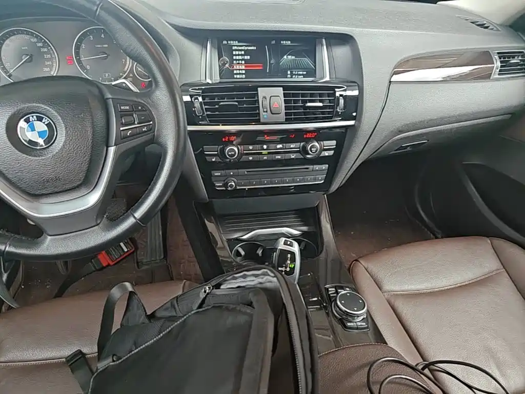BMW X4 2015 — фото 13