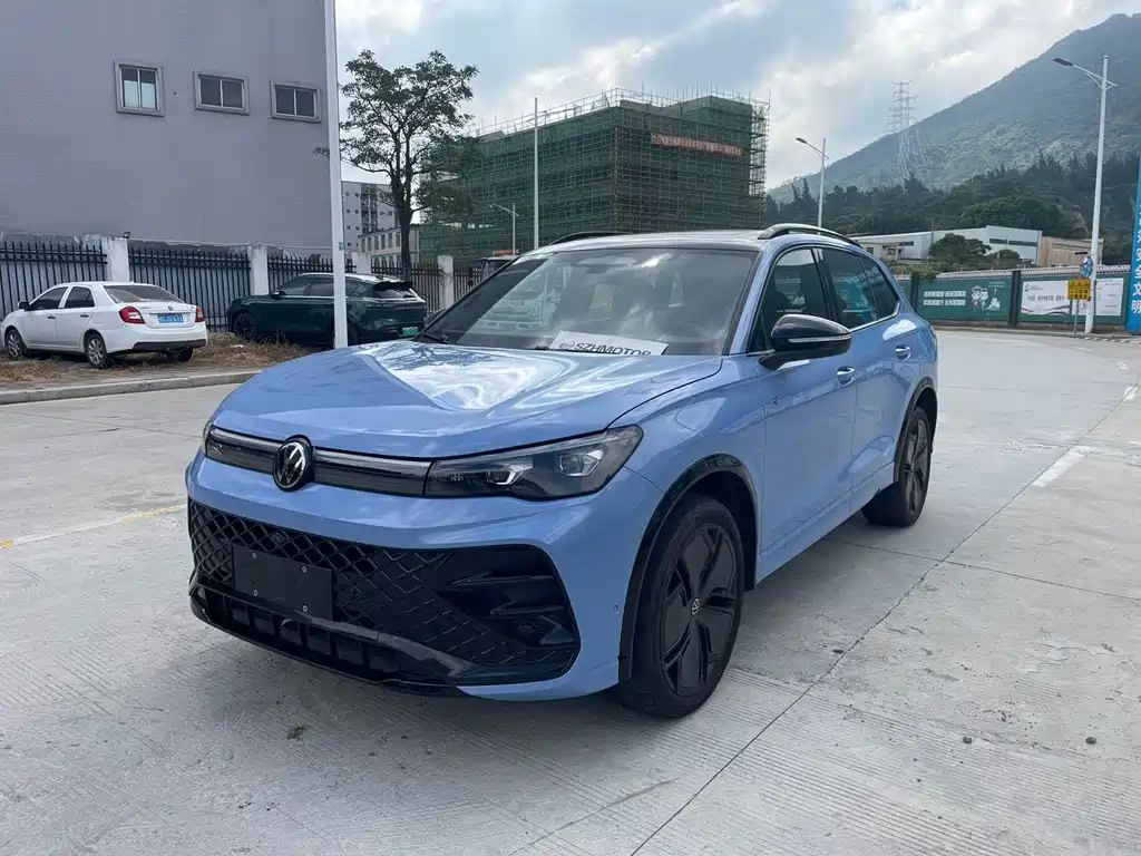 Volkswagen Tiguan L 2024