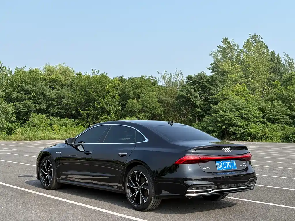 Audi A7L 2024