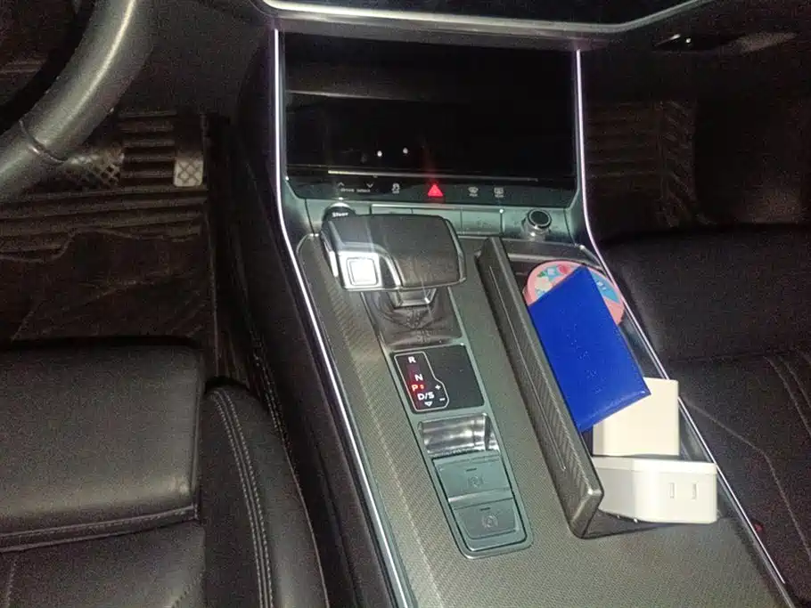 Audi A7 2022 — фото 16