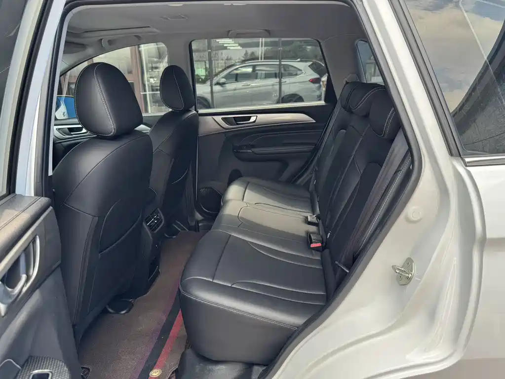 Haval M6 2023 — фото 10