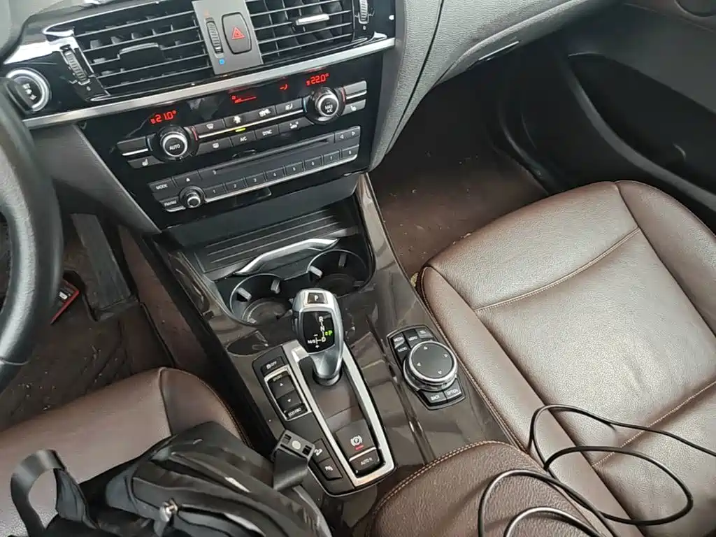 BMW X4 2015 — фото 14