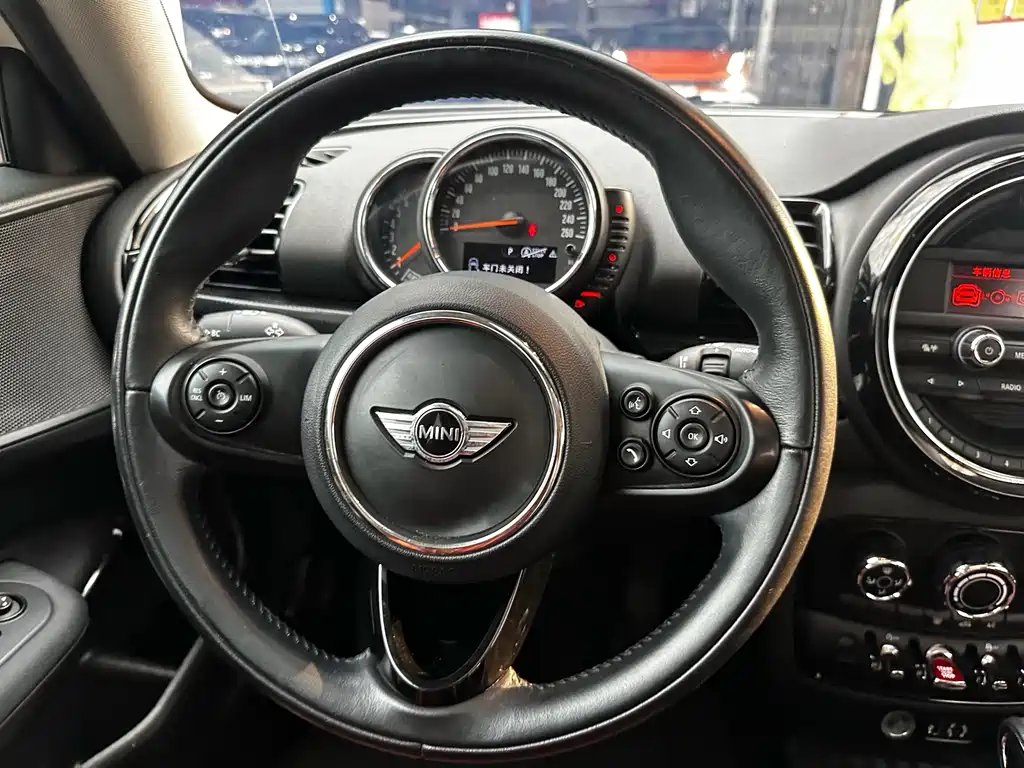 MINI Clubman 2016