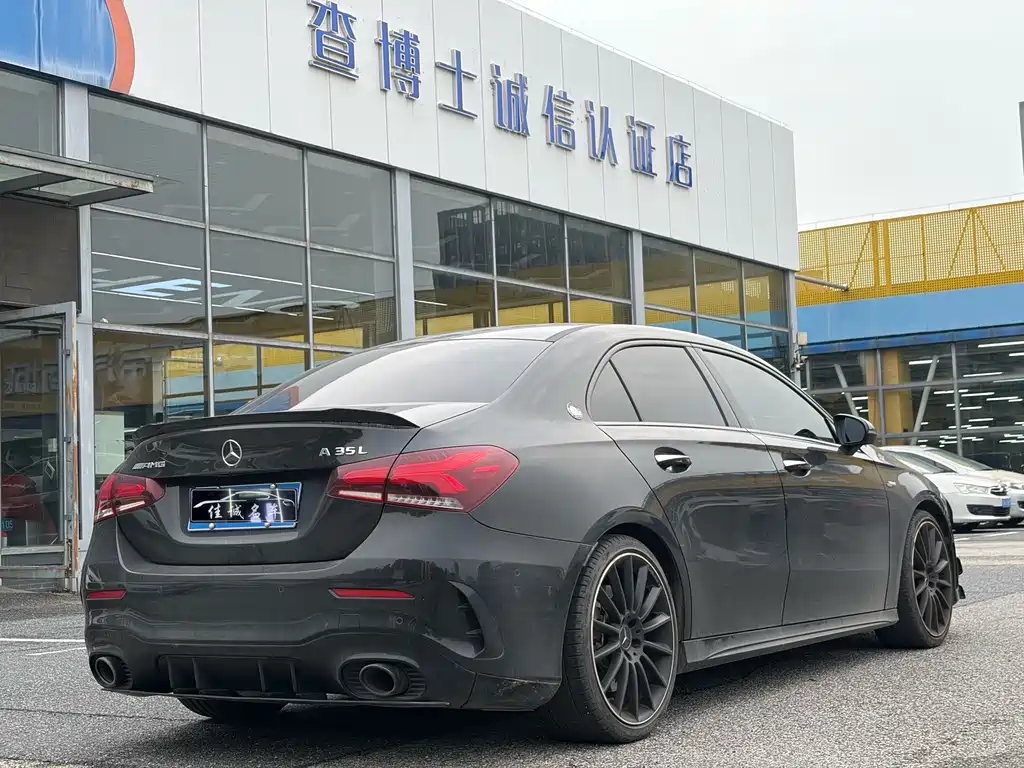 Mercedes-Benz A-Class AMG 2022 — фото 2