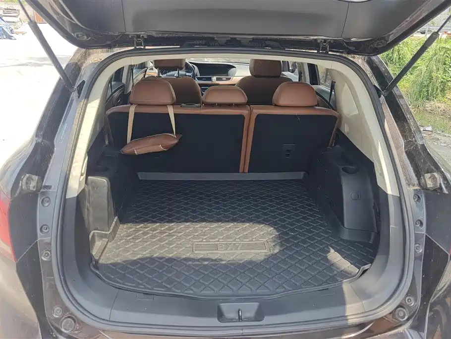 Borgward BX7 2016