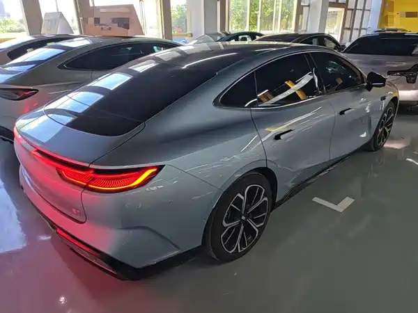 Geely Galaxy E8 2025