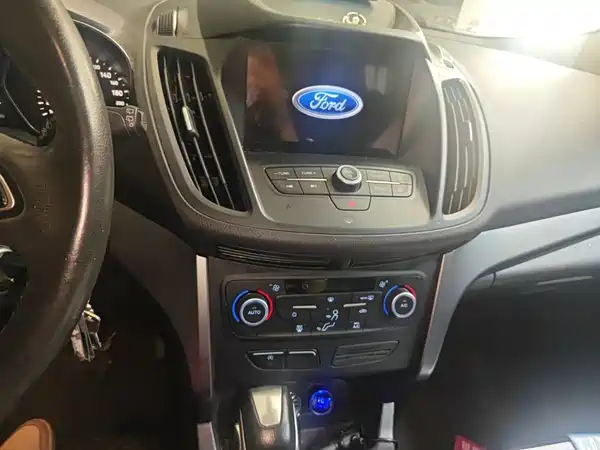 Ford Kuga 2020