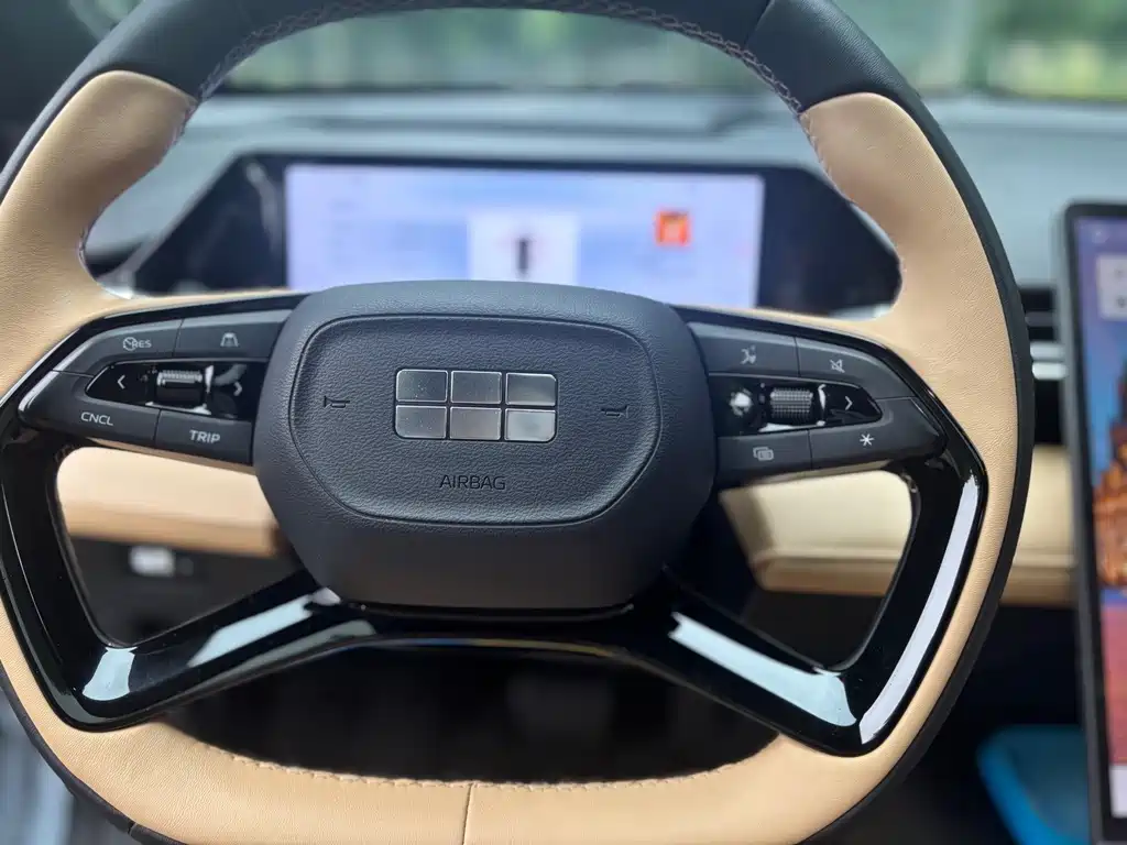 Geely Galaxy L6 2024 — фото 12