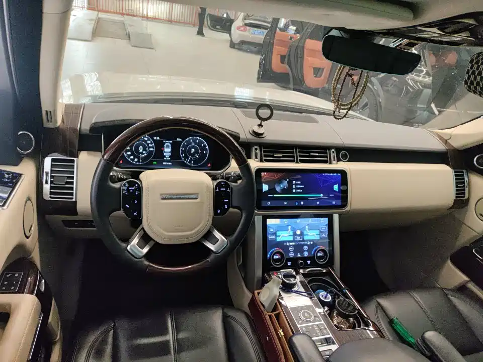 Land Rover Range Rover 2018 — фото 5