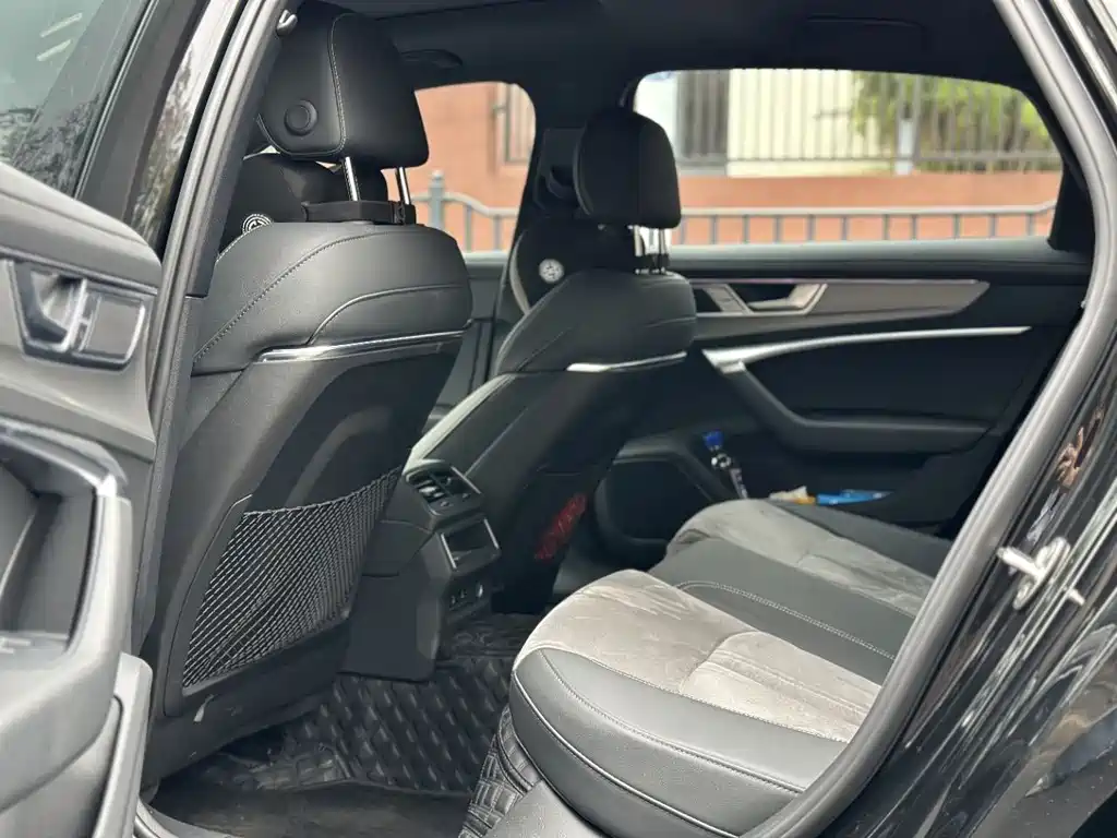 Audi A6L 2023