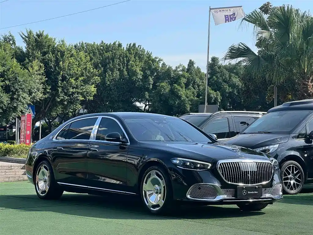 Mercedes-Benz S-Class 2022