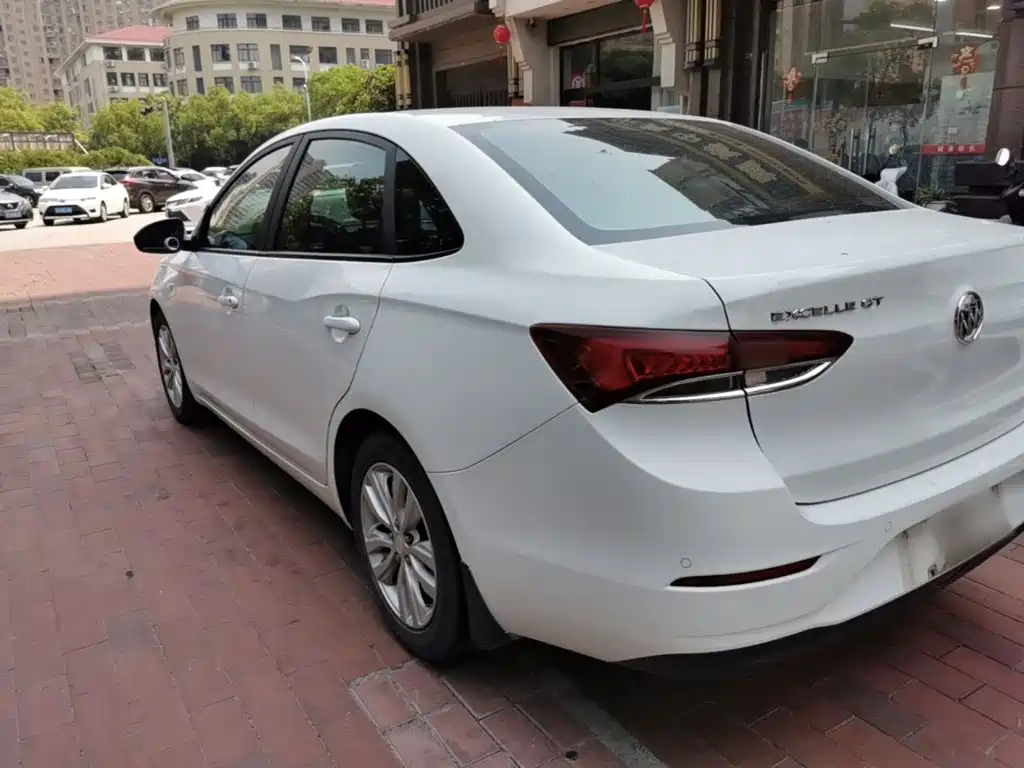 Buick Excelle GT 2021 — фото 23