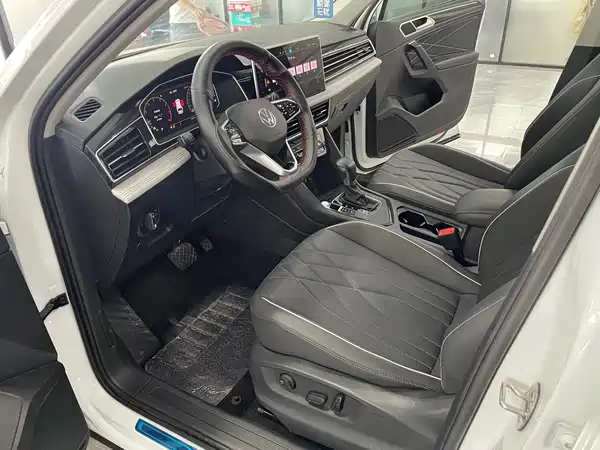 Volkswagen Tiguan L 2022