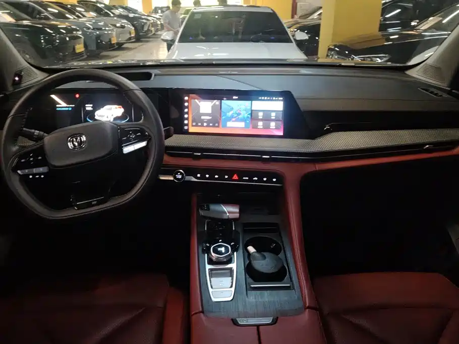 Changan CS75PLUS 2022 — фото 12