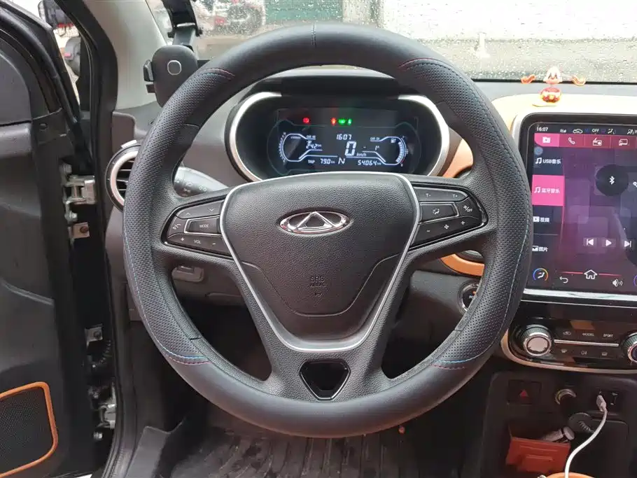 Chery QQ Little Ant 2018 — фото 15