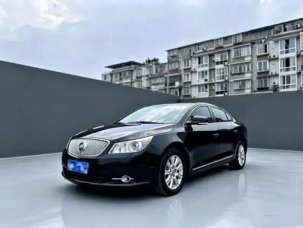 Buick LaCrosse 2012