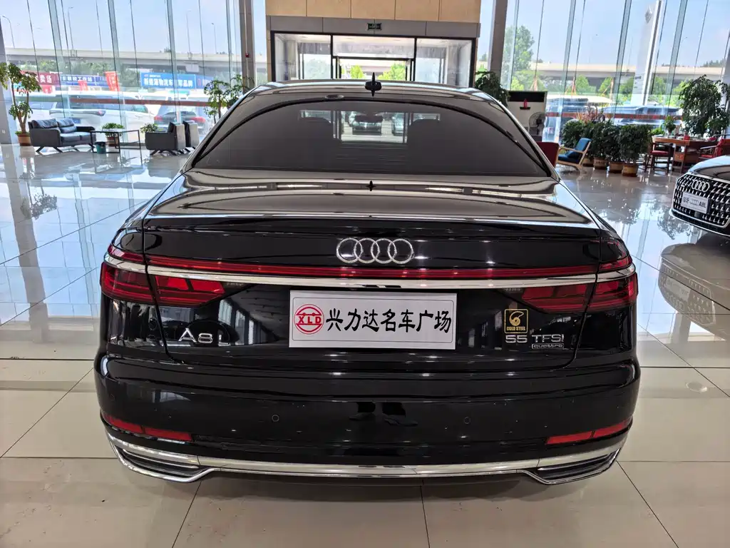 Audi A8 2019